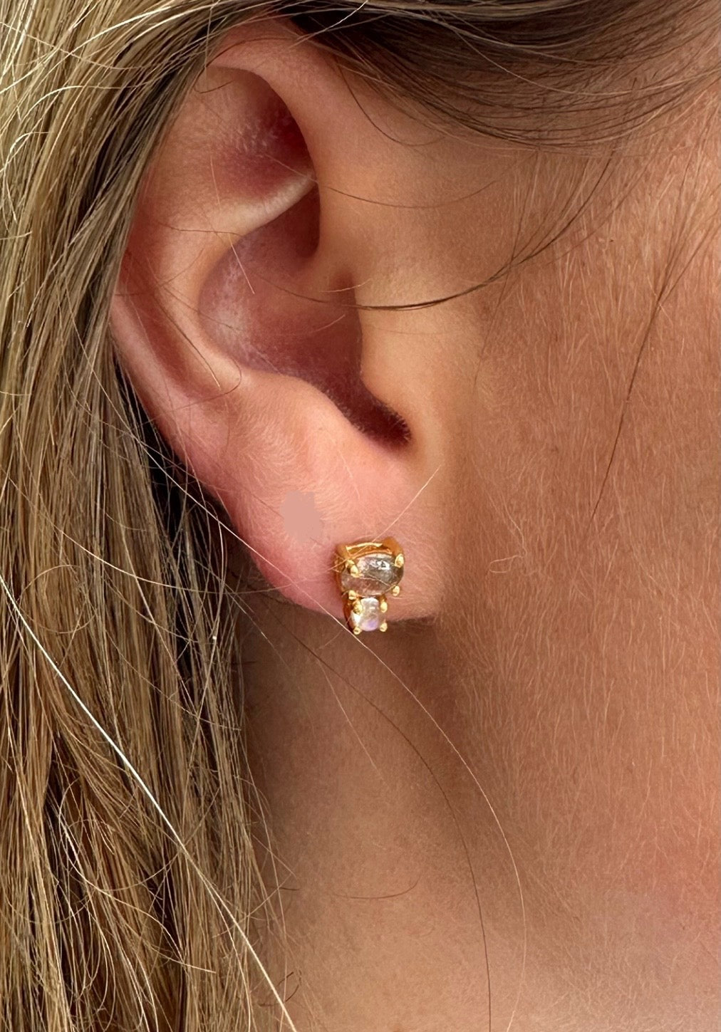 Bicolor Tourmaline øreringe – Sjælden skønhed i to farver.