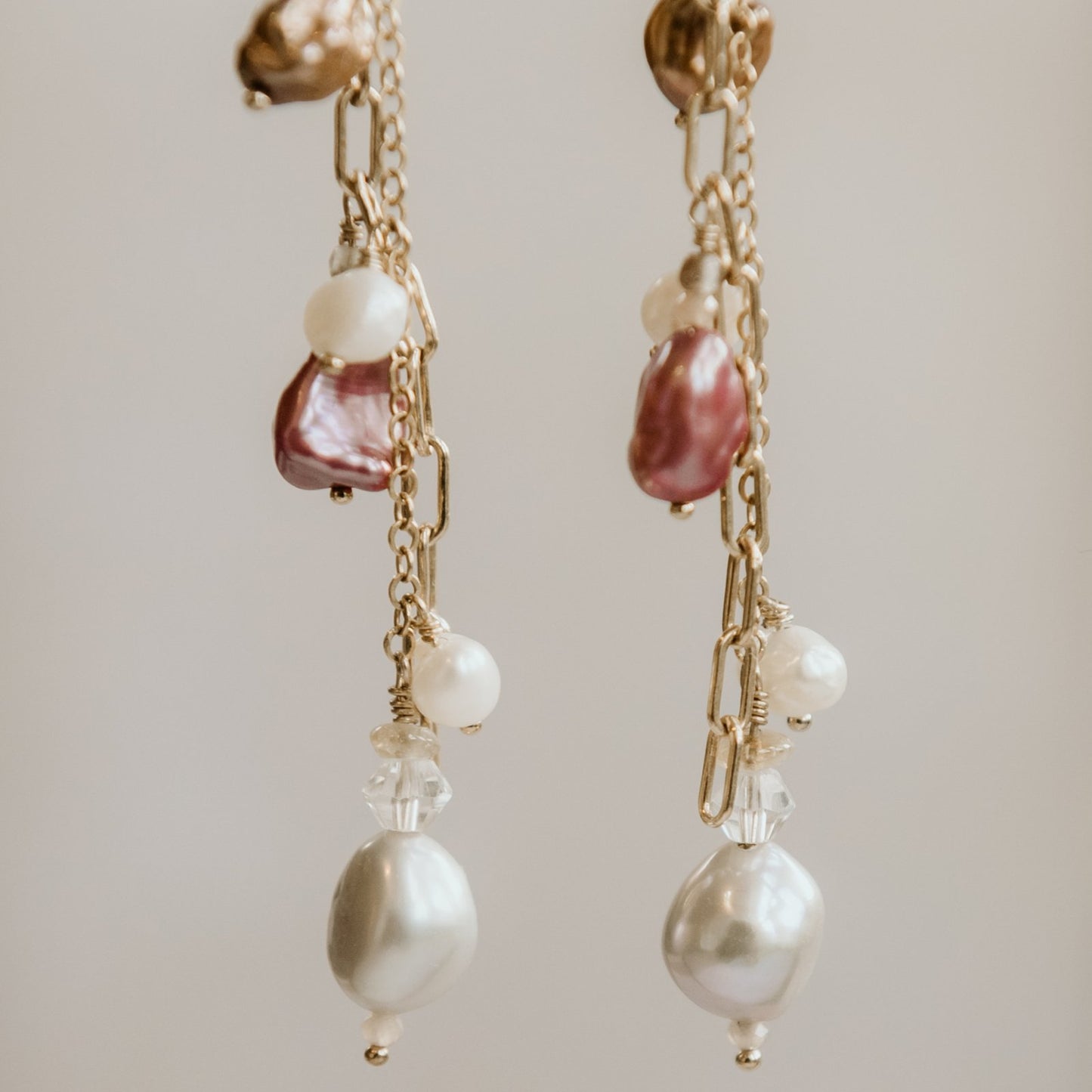 AAA Pearl Cocktail Earring Pink.
